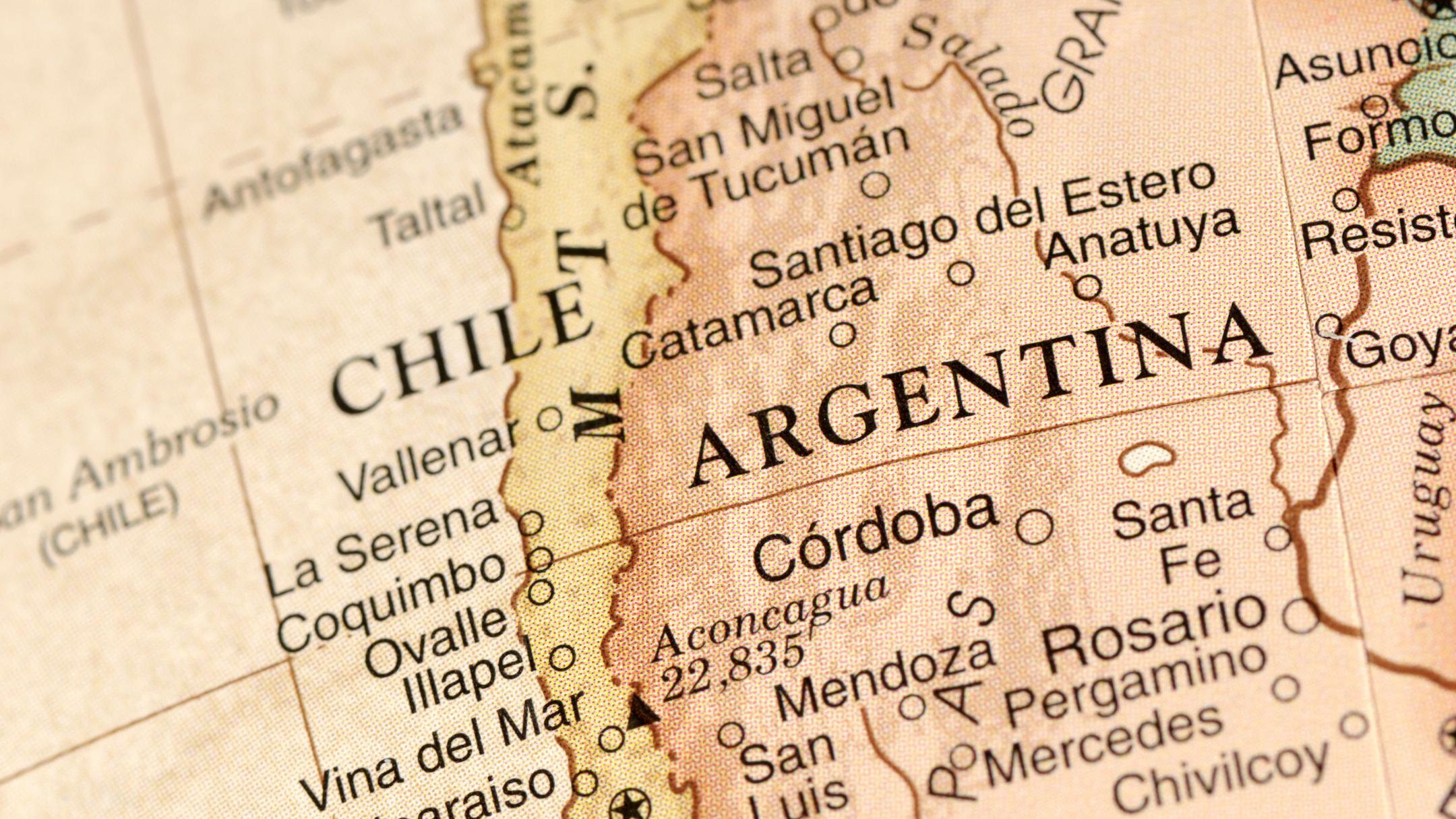 Energía solar en Argentina – Agosto 2025: récords, inversiones y el avance del alquiler solar