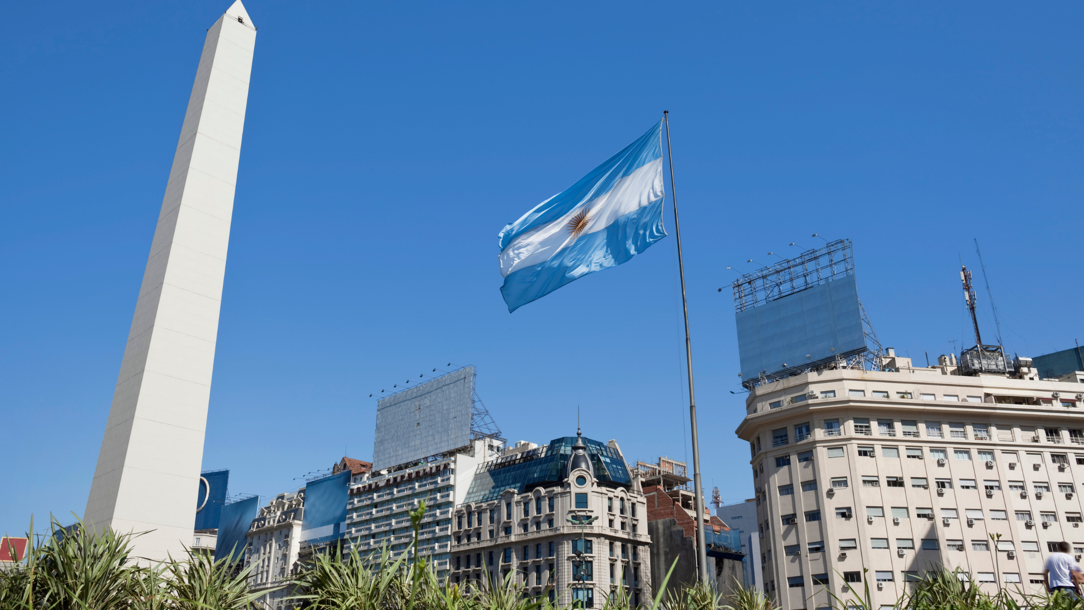 Energía Solar en Argentina — Noviembre 2025